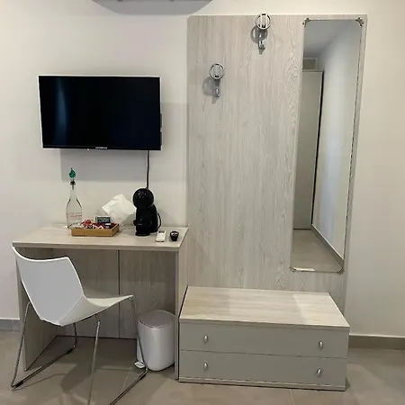 Lucia Aparthotel Pompei